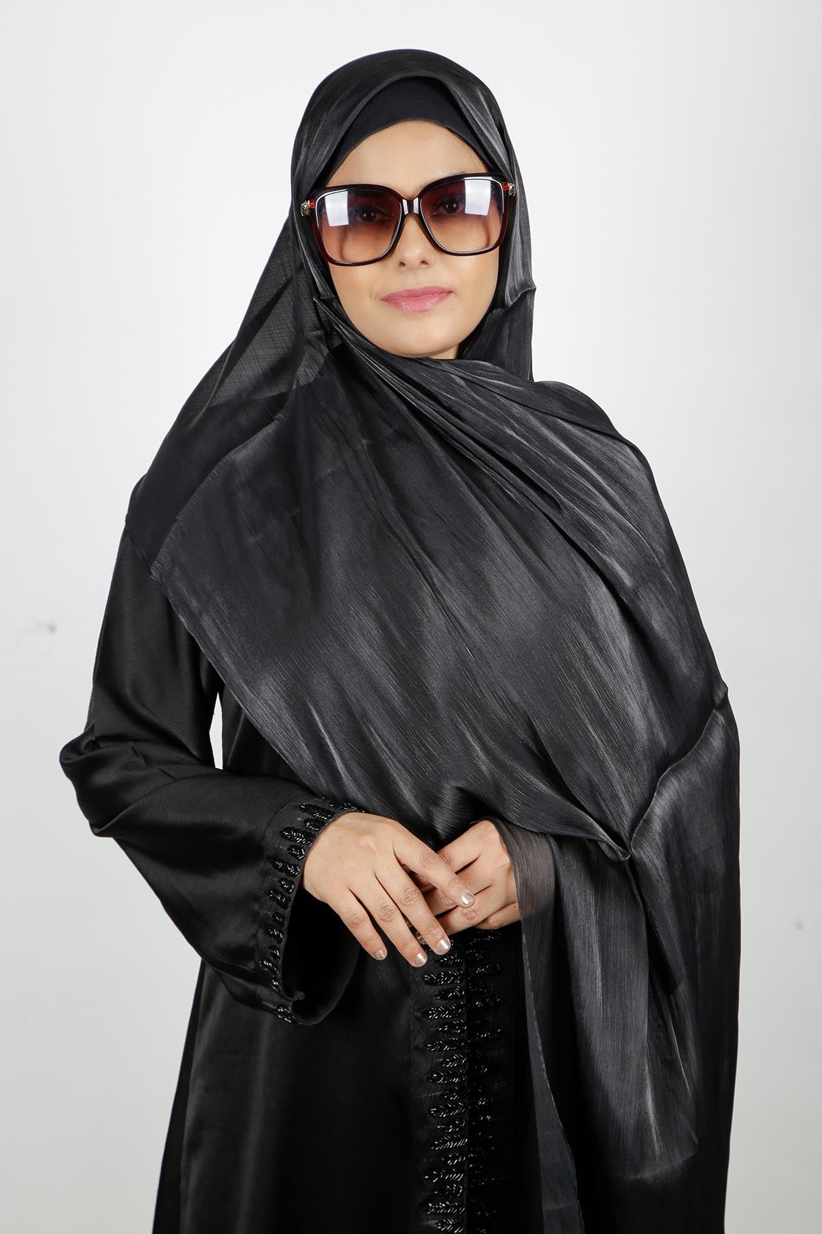 Black Casual Gleaming Hijab